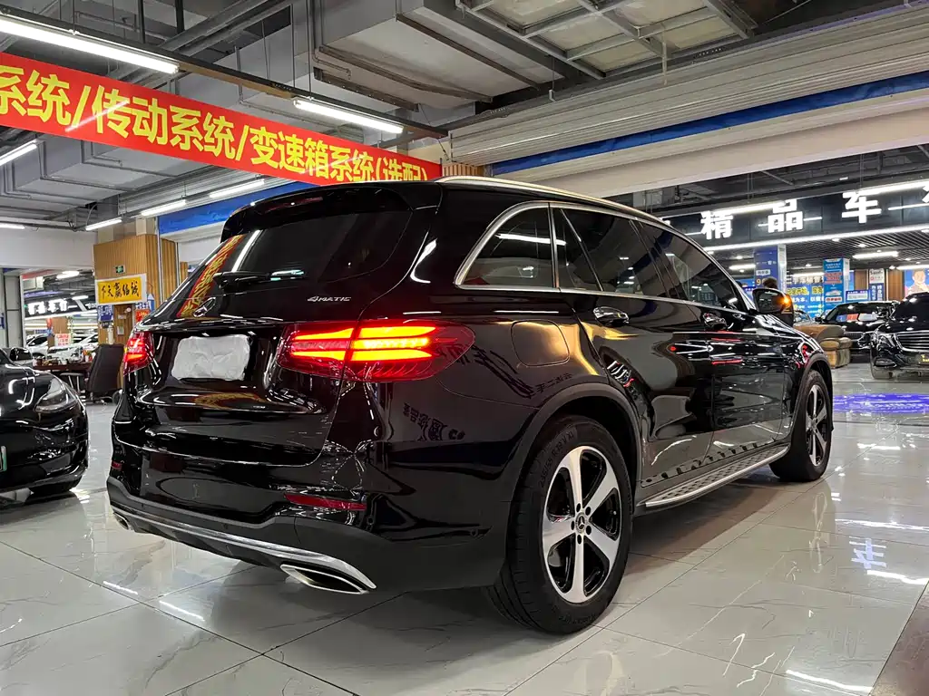 Mercedes-Benz GLC 2018 — фото 5