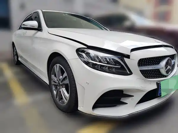 Mercedes-Benz C-Class 2020
