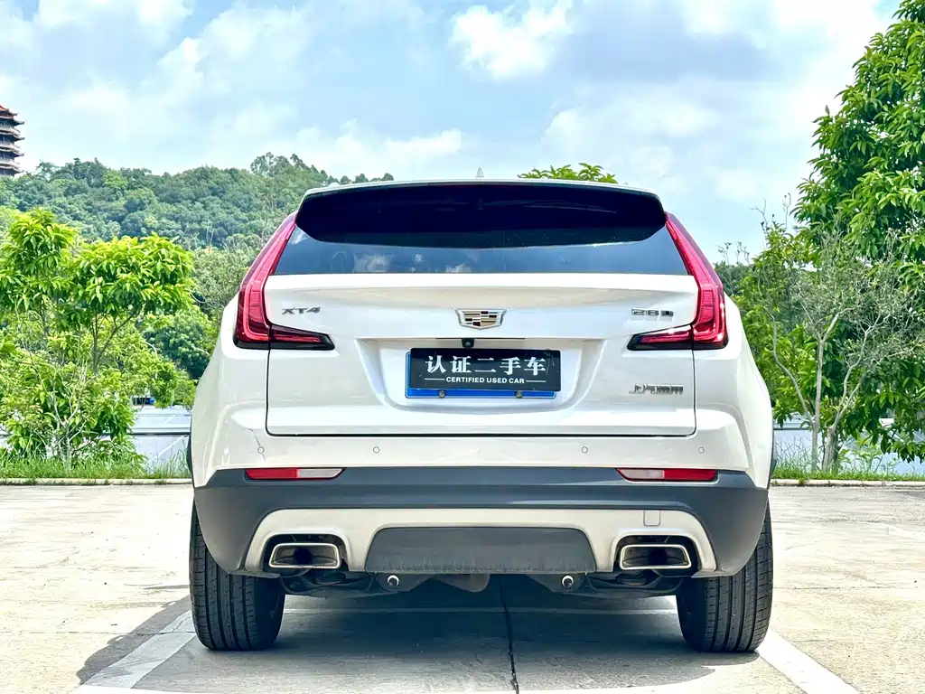 Cadillac XT4 2020 — фото 7