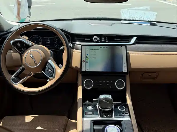 Jaguar XFL 2024