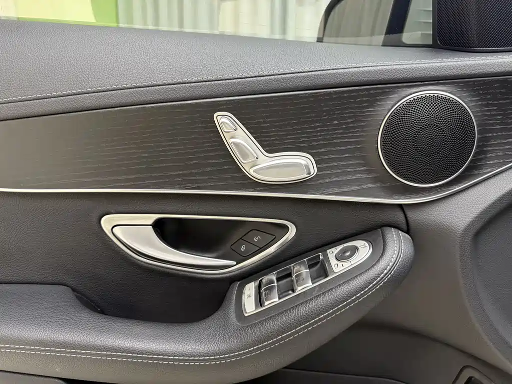 Mercedes-Benz C-Class 2021 — фото 12