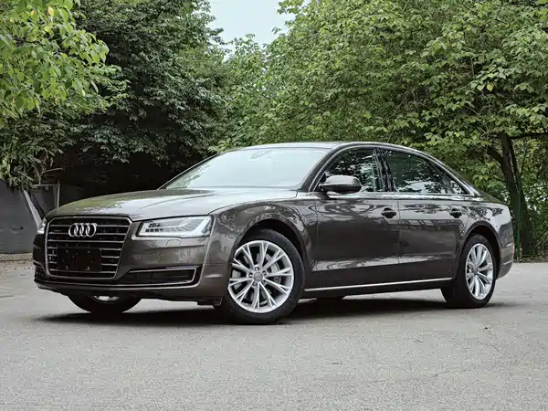 Audi A8 2014
