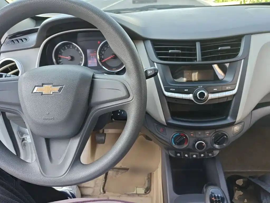 Chevrolet Sail 2015 — фото 10