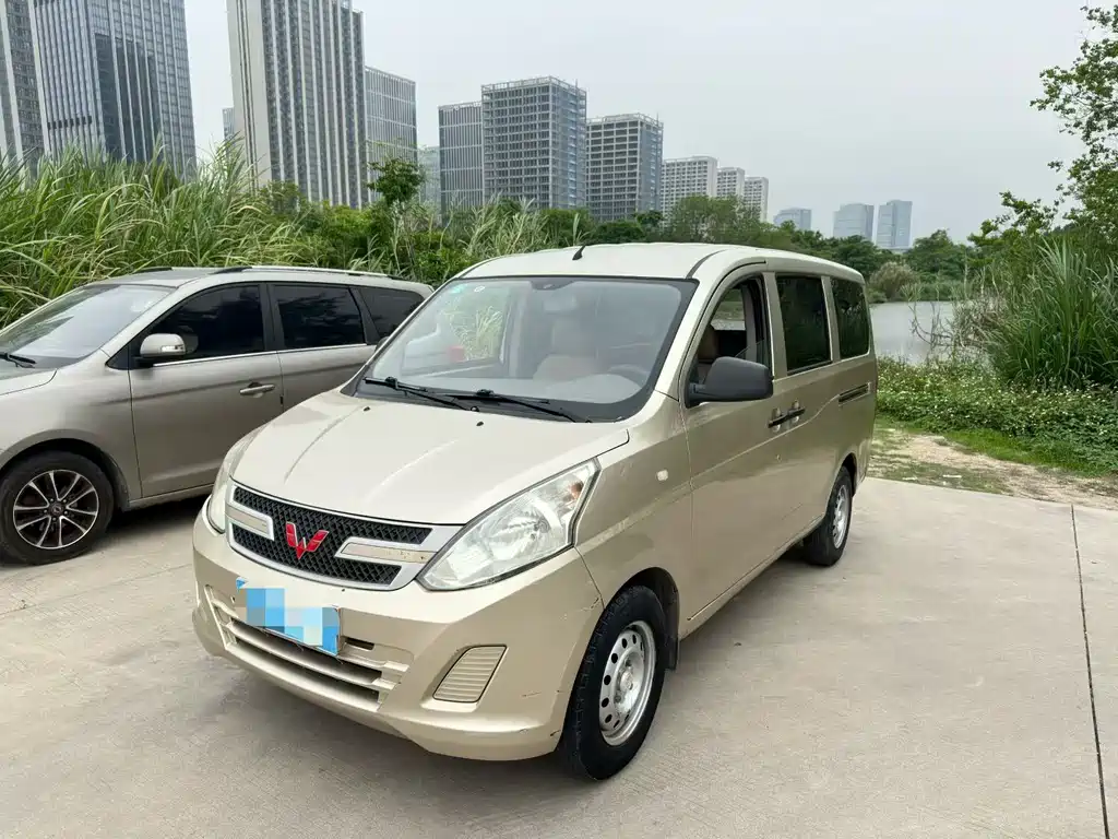 Wuling Rongguang V 2015 — фото 3