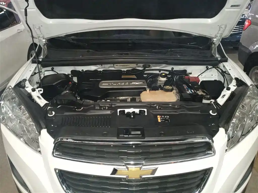 Chevrolet Trax 2015 — фото 13