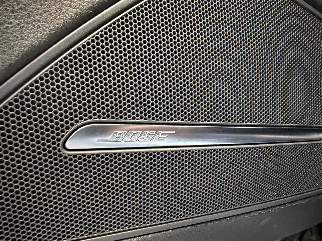 Audi A8 2013 — фото 23