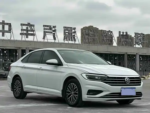Volkswagen Sagitar 2019