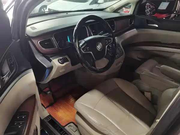 Buick GL8 2017