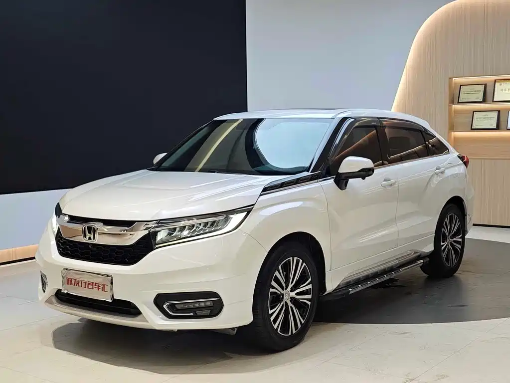 Honda Avancier 2017 — фото 1