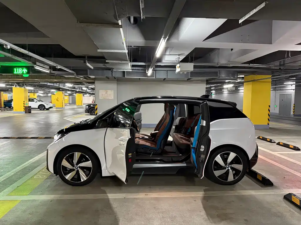 BMW i3 2020 — фото 8