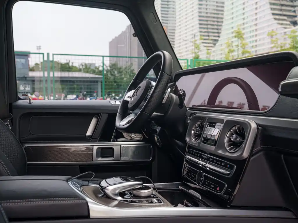 Mercedes-Benz G-Class 2022 — фото 13