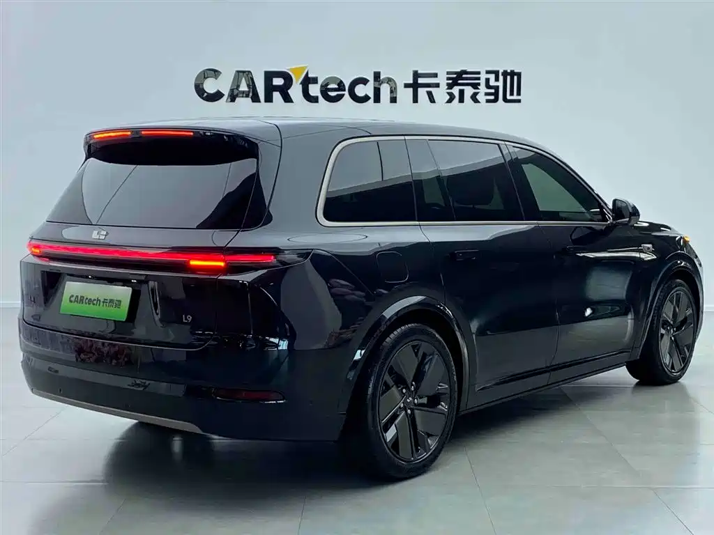 Li Auto Li L9 2025