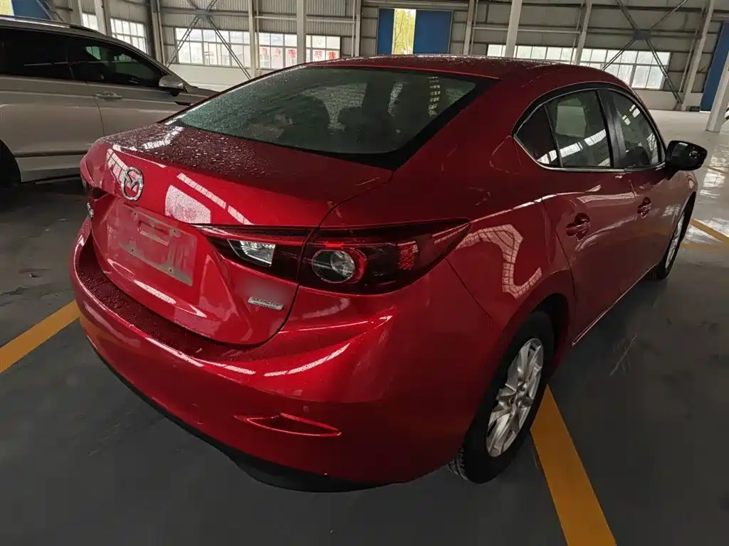 Mazda 3 Axela 2017 — фото 5