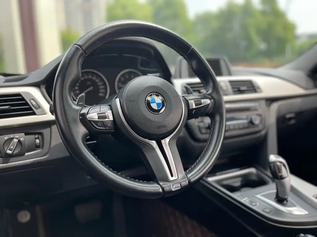 BMW 3 Series 2015
