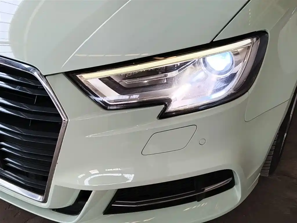 Audi A3 2018 — фото 24