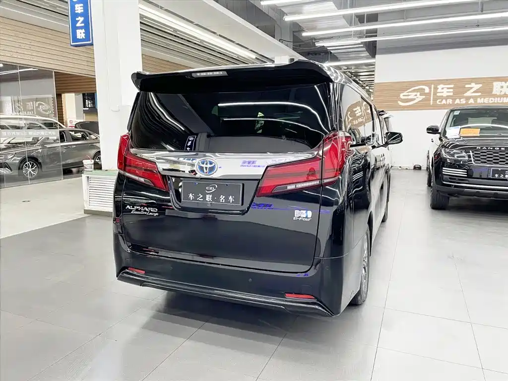 Toyota Alphard 2019 — фото 6