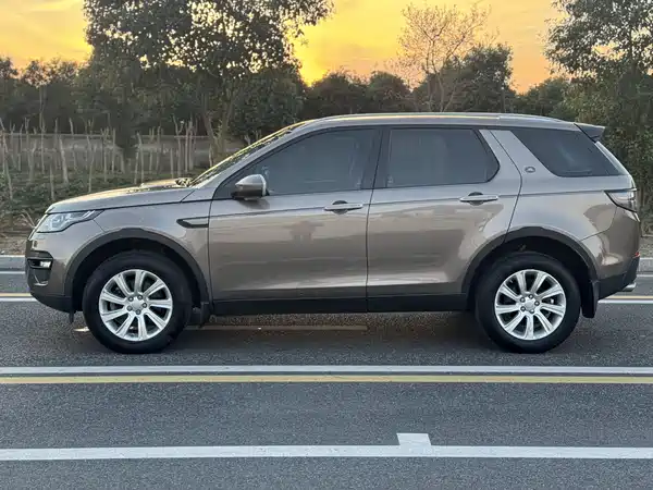 Land Rover Discovery Sport 2016
