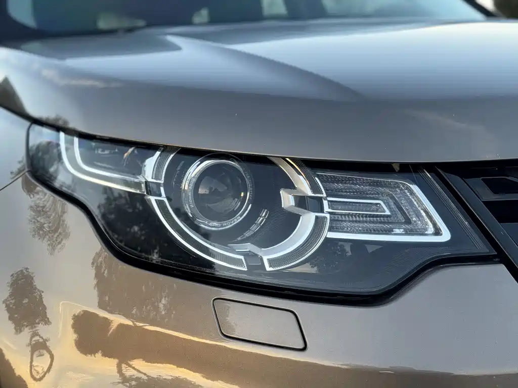 Land Rover Discovery Sport 2016 — фото 9