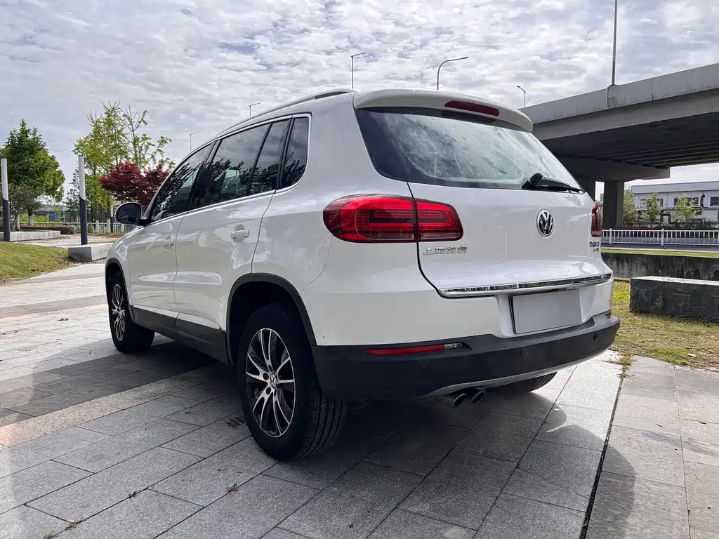 Volkswagen Tiguan 2016 — фото 10
