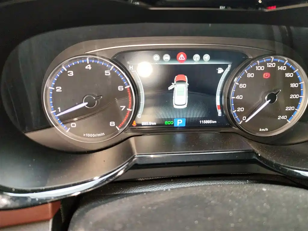 GAC Motor Trumpchi GS8 2018 — фото 12