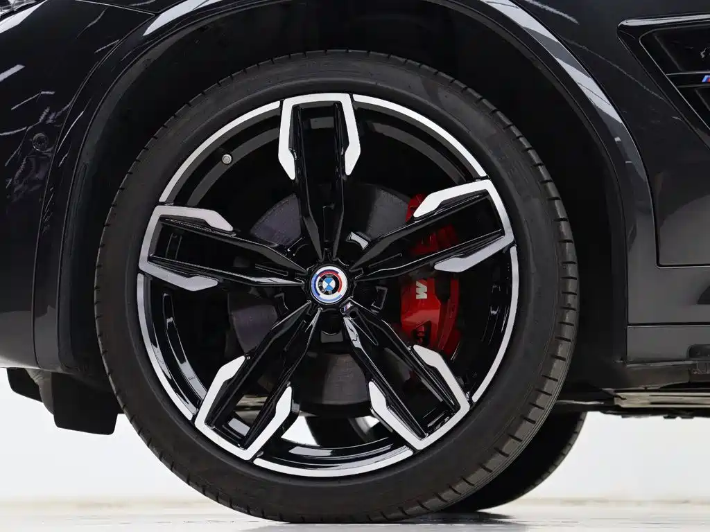 BMW X3 M40i 2023 — фото 32