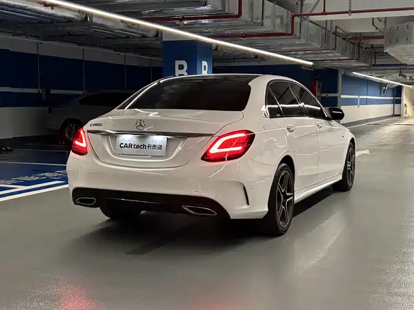 Mercedes-Benz C-Class 2021