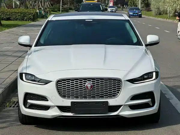 Jaguar XEL 2022