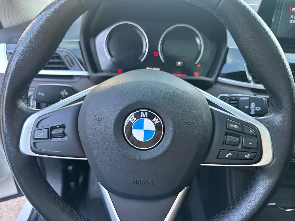 BMW X1 2022 — фото 13