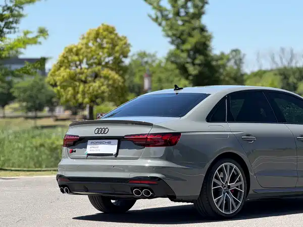 Audi S4 2022