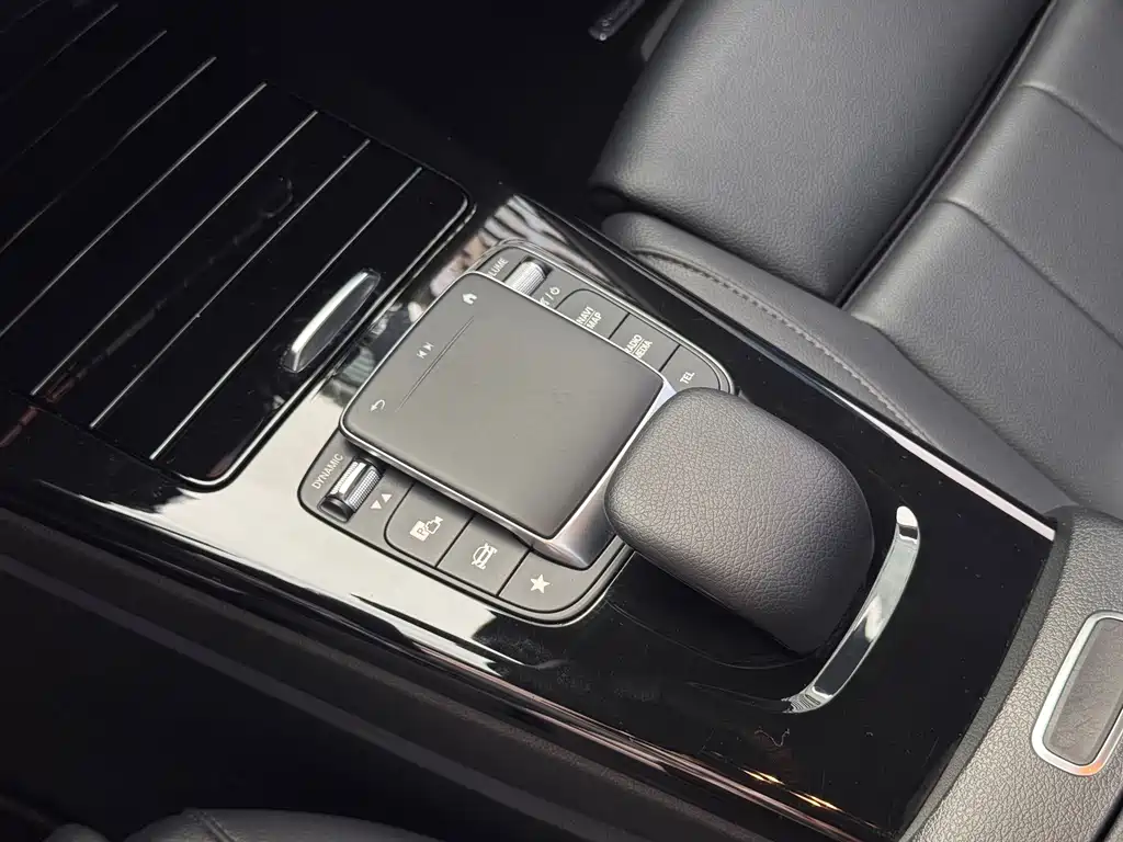 Mercedes-Benz A-Class 2021 — фото 16