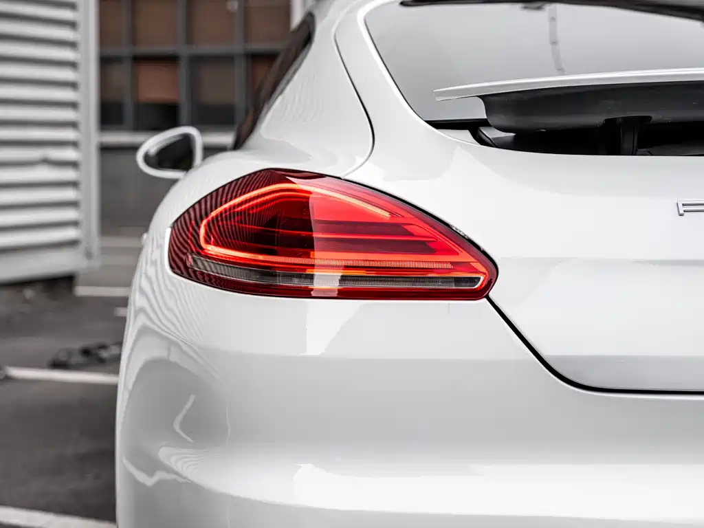 Porsche Panamera 2015 — фото 7