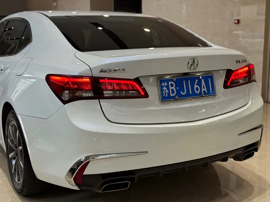 Acura TLX-L 2018 — фото 19