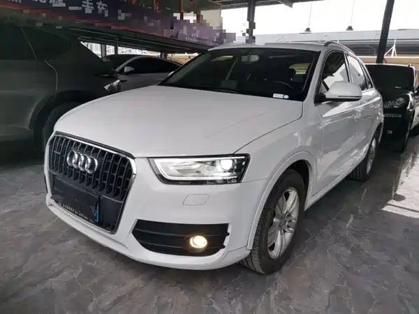 Audi Q3 2015