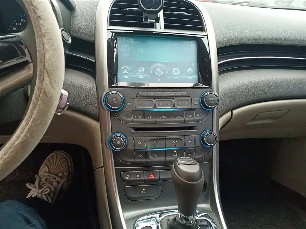 Chevrolet Malibu 2015 — фото 13