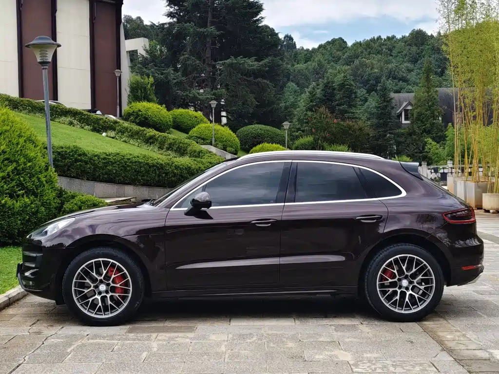 Porsche Macan 2015 — фото 28
