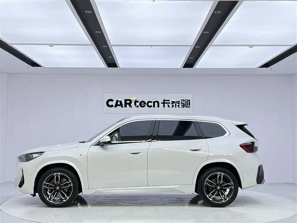BMW X1 2024 — фото 8