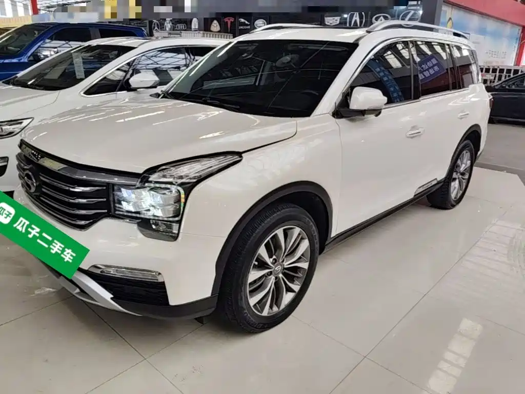 GAC Trumpchi GS8 2017 — фото 1