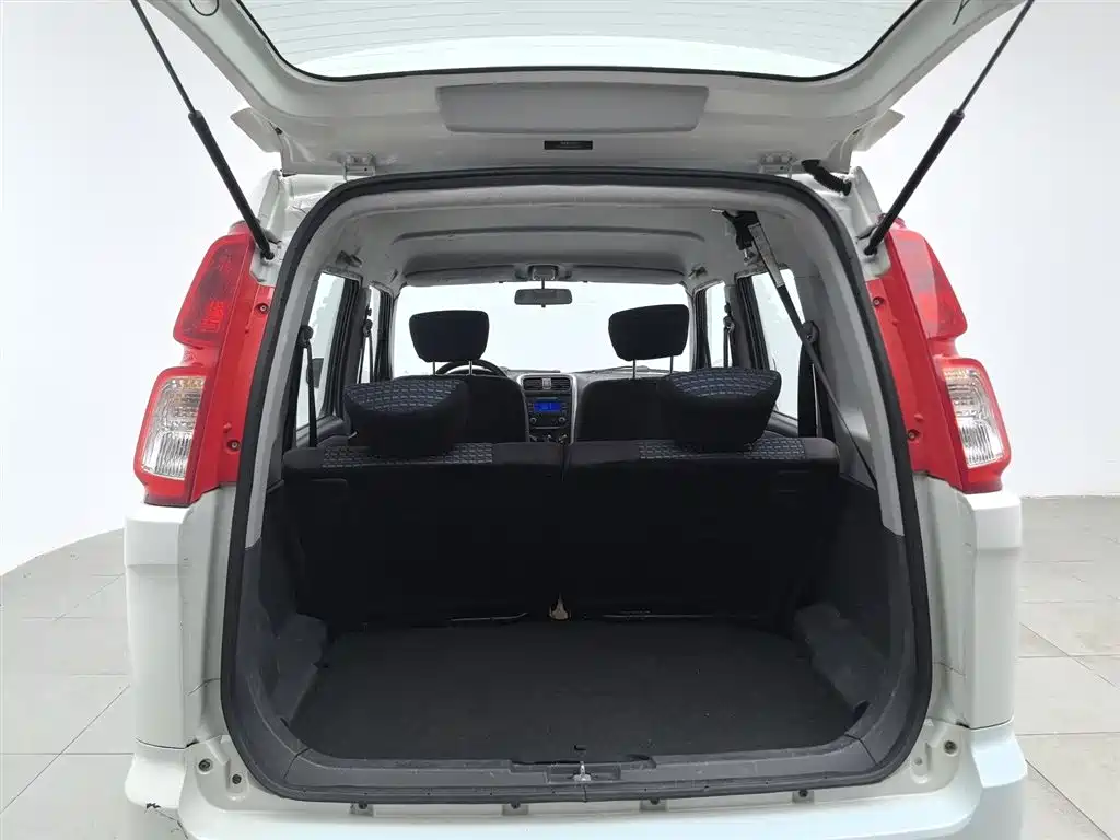 Suzuki Wagon R X5 2016 — фото 16