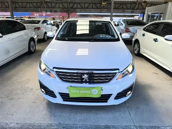Peugeot 308 2016