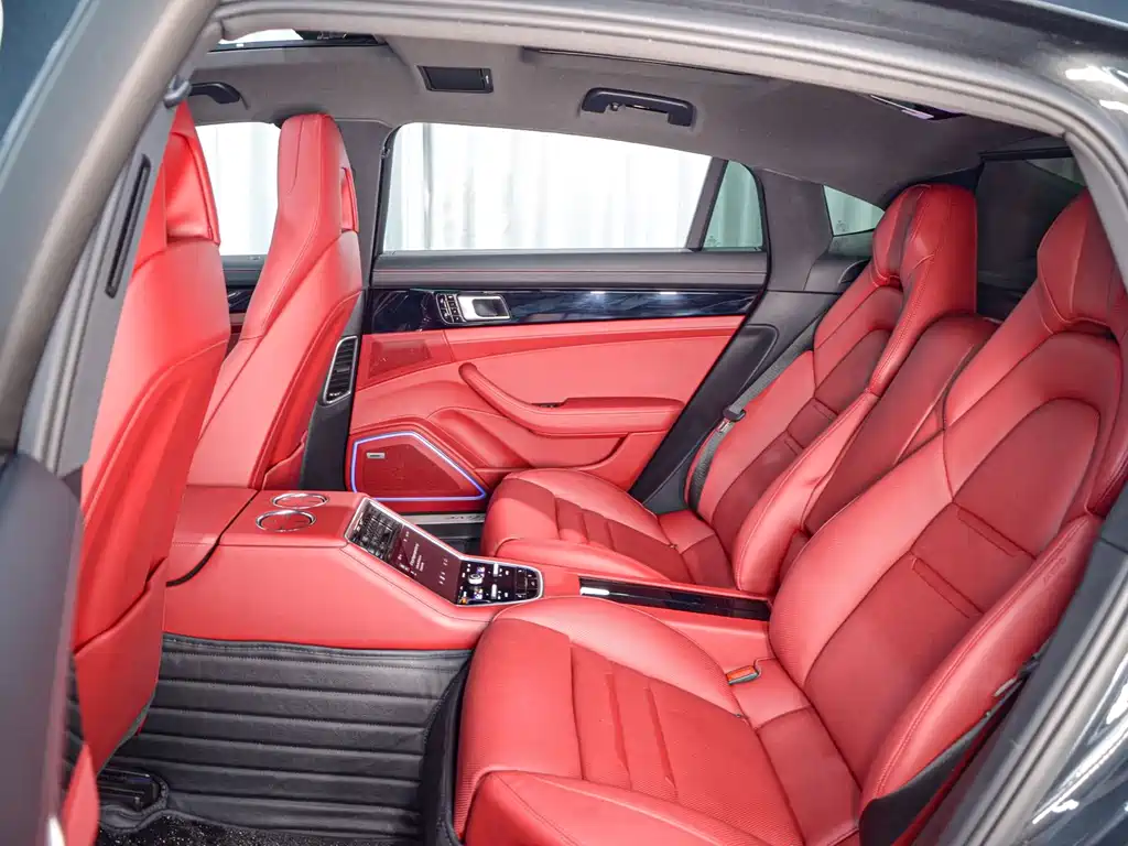 Porsche Panamera 2020 — фото 10