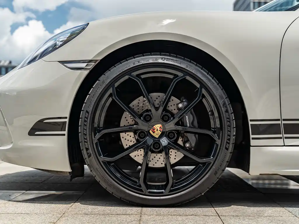 Porsche 718 2024 — фото 10