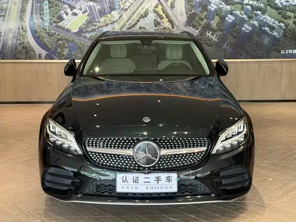 Mercedes-Benz C-Class 2021