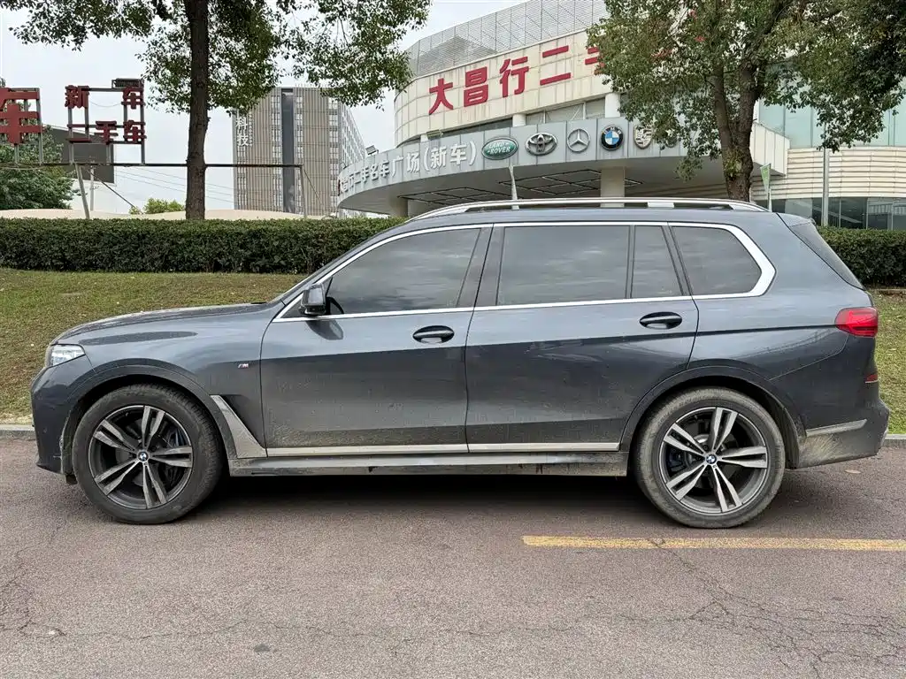BMW X7 2020 — фото 3