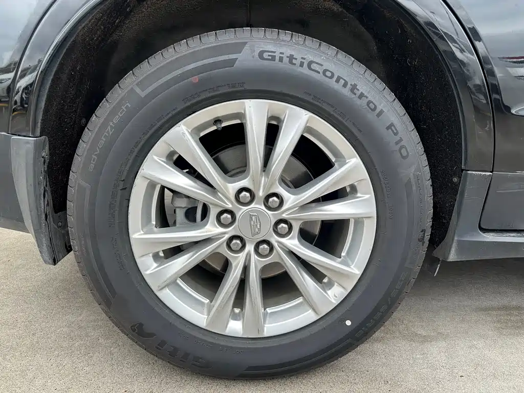 Cadillac XT5 2020 — фото 18