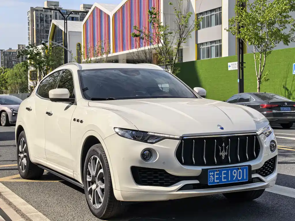 Maserati Levante 2017 — фото 3