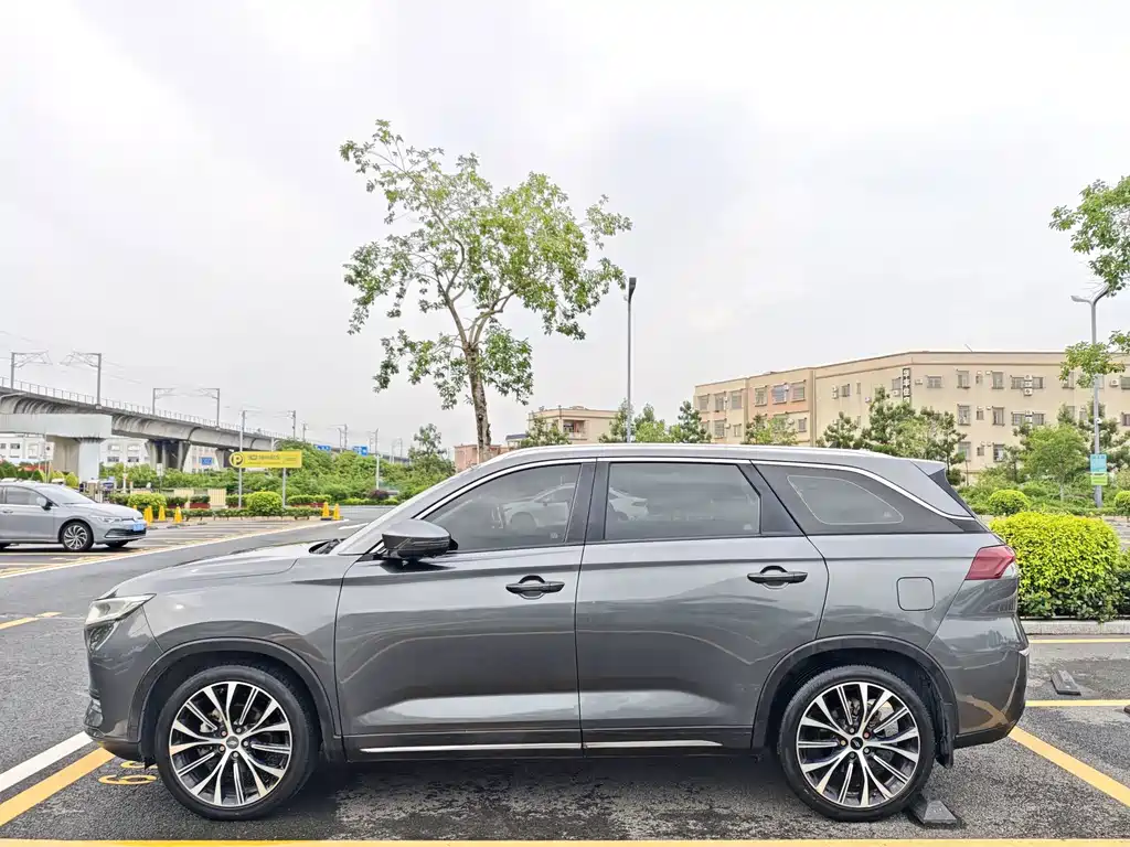 Changan Auchan X7 2020 — фото 4