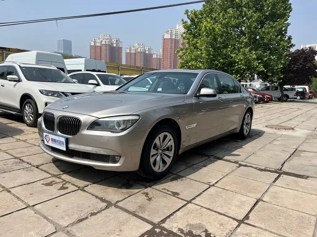 BMW 7 Series 2010