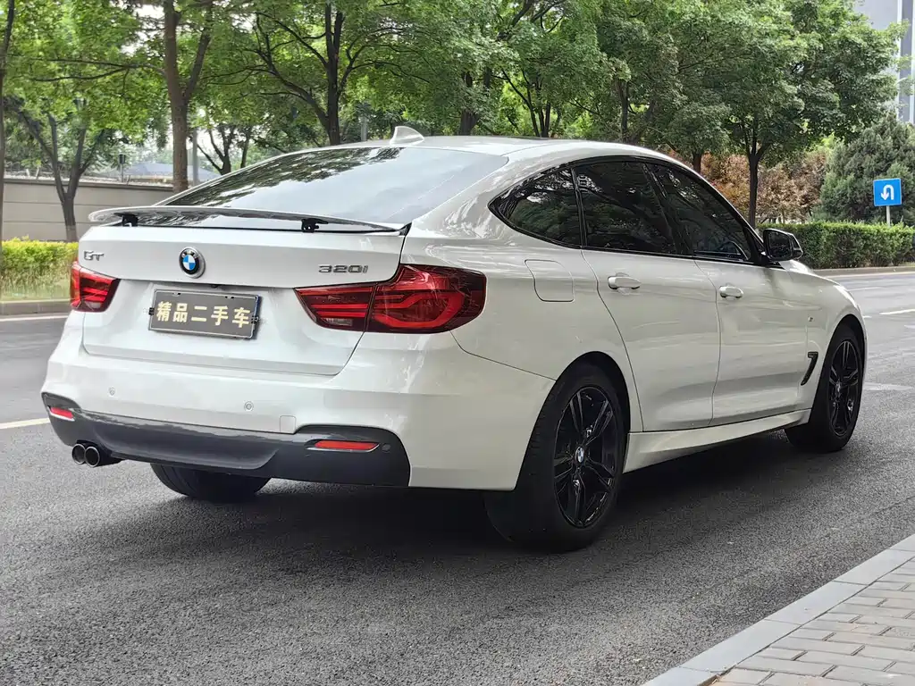 BMW 3 Series GT 2021 — фото 26