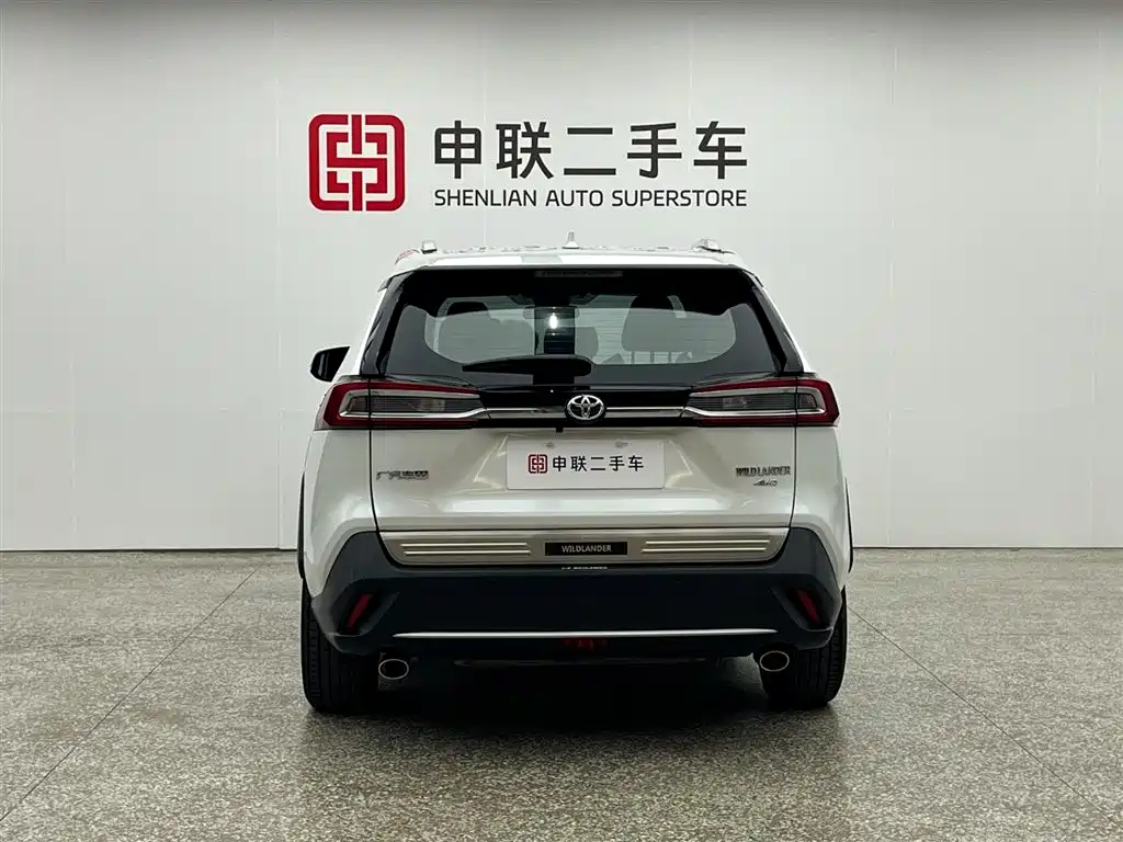 Toyota Wildlander 2022 — фото 2