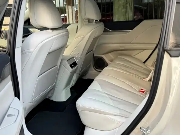 Buick Zhijing L7 2025